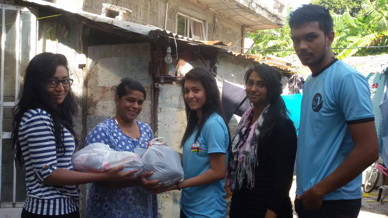 YUVA Vallée Pitot: Food and Clothes Aid to Needy families